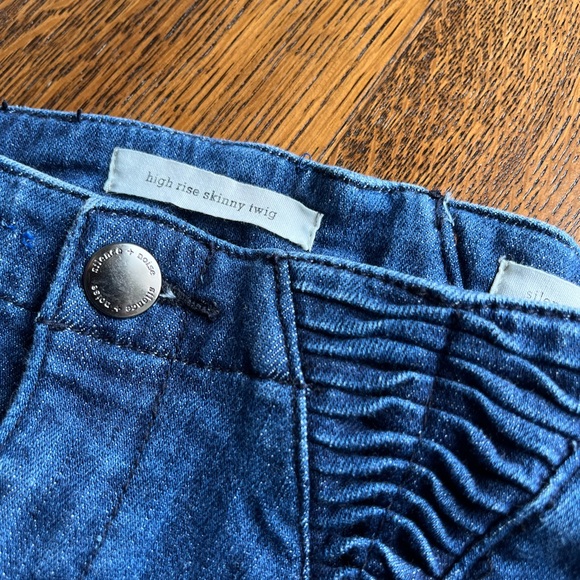 UO Silence + Noise Denim Mom Jeans, High Rise, Skinny Twig, Size 30 - Picture 2 of 4